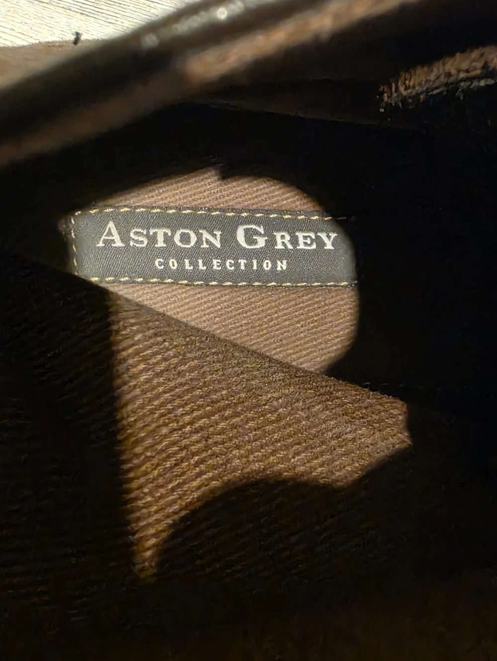 Aston Grey classic brown